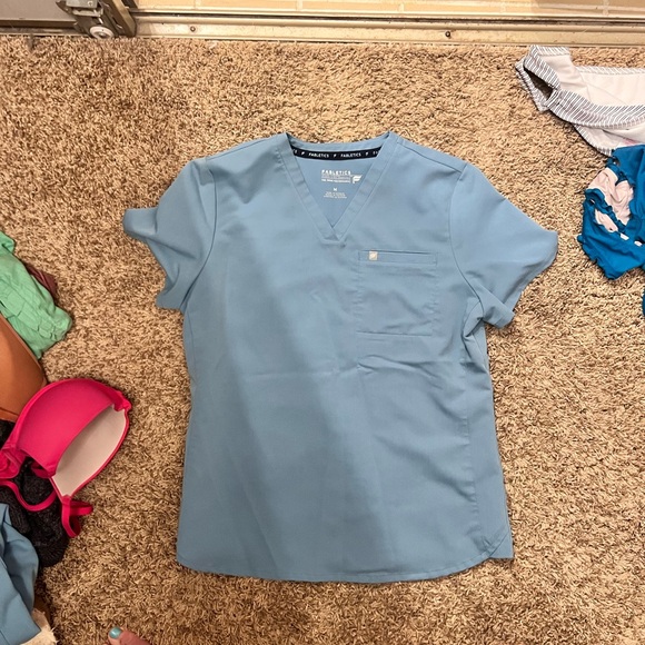 FABLETICS scrub high rise on call jogger and vital 1 top both size M color Wave. - Picture 2 of 3